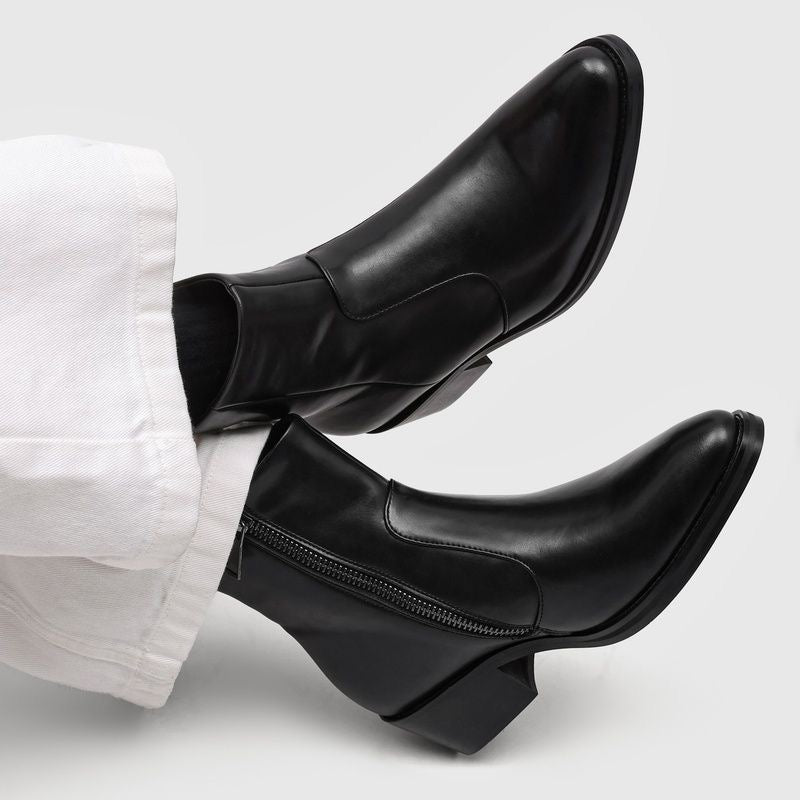 Versatile Retro boot