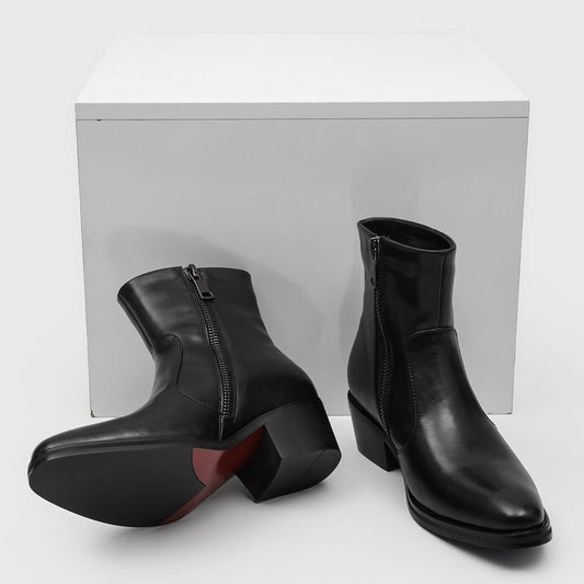 Versatile Retro boot