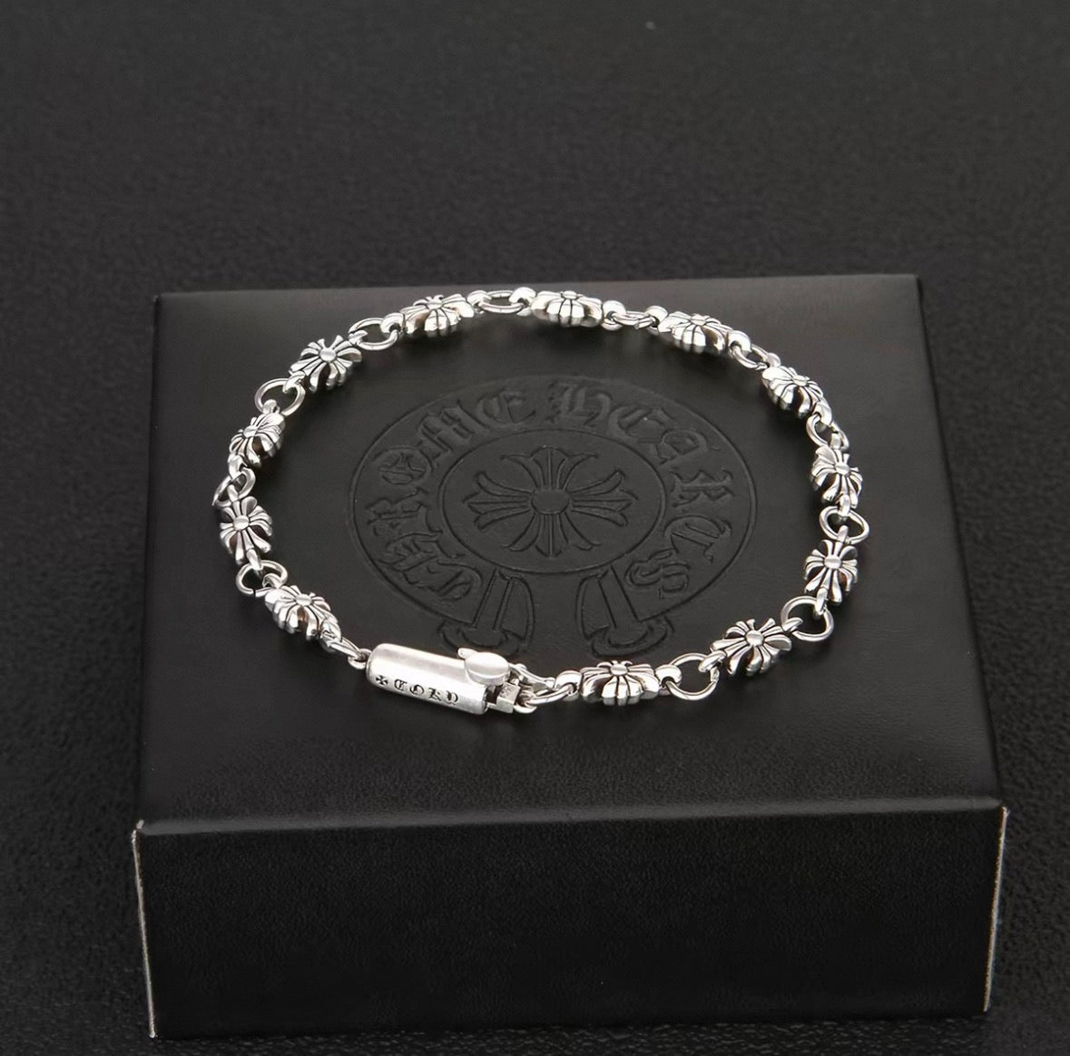 cross bracelet